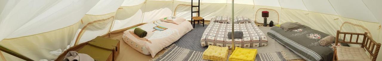 Camping La Petite Houmee Curzay-sur-Vonne Luaran gambar